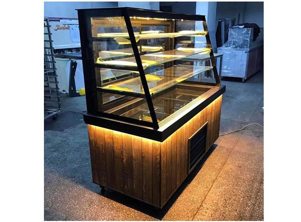 Pasta Tehşir Dolabı